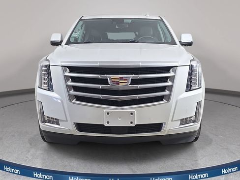 Used 2020 Cadillac Escalade Premium Luxury AWD/4WD image 3