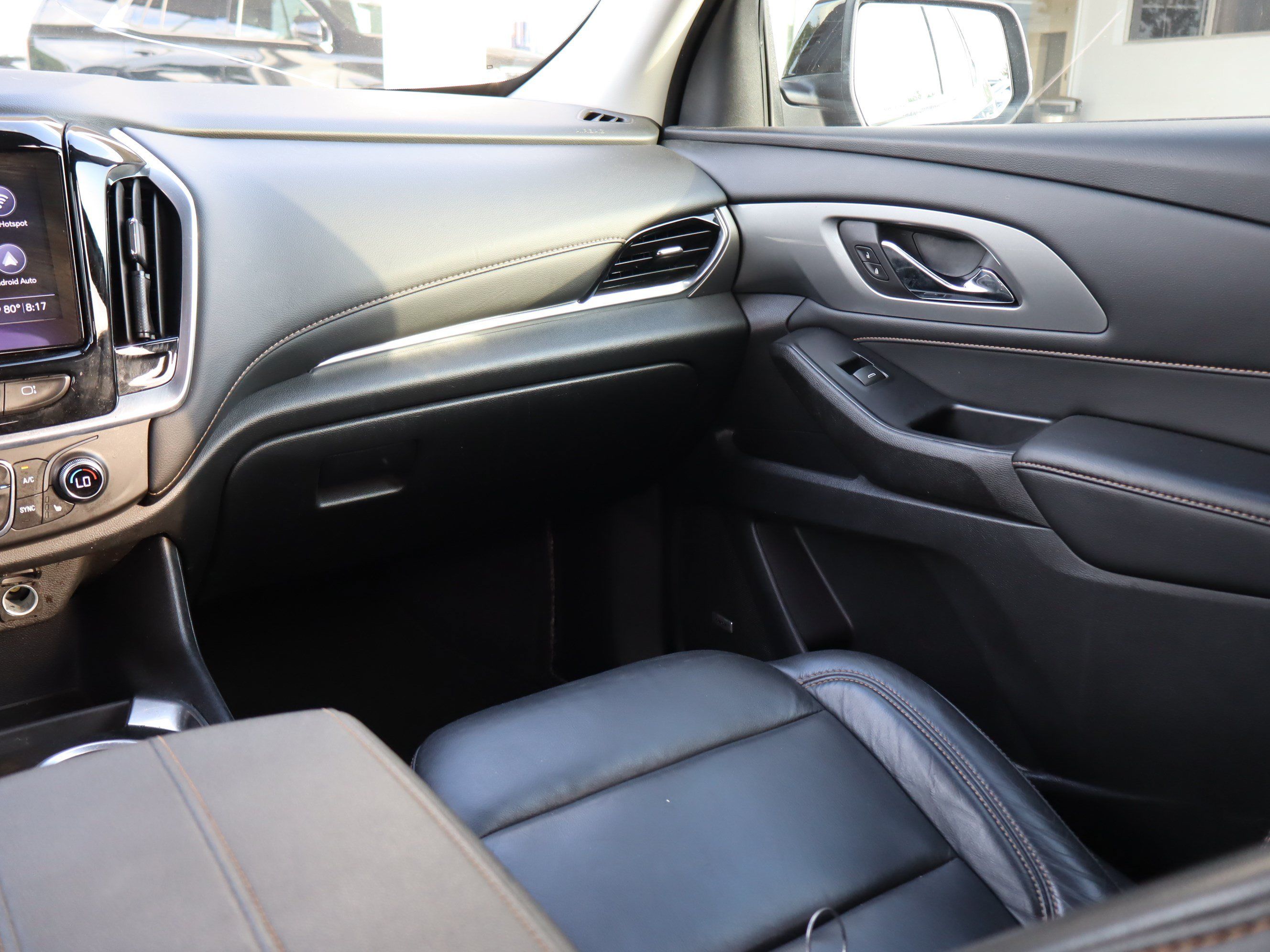 Used 2021 Chevrolet Traverse RS AWD/4WD image 14