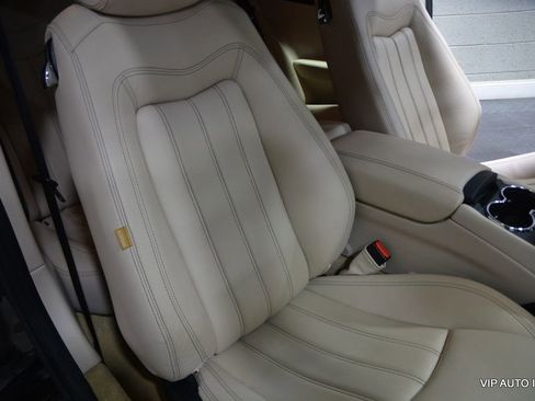 Used 2011 Maserati GranTurismo S image 26