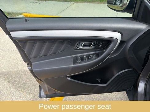 Used 2013 Ford Taurus SEL image 19