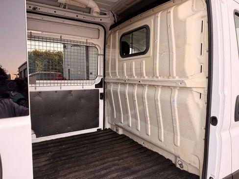 Used 2021 RAM ProMaster 2500 FWD image 21