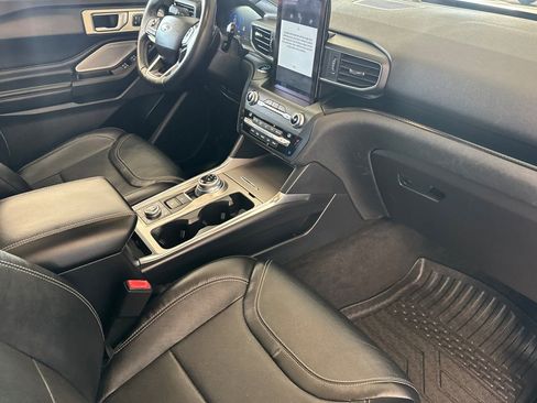Used 2020 Ford Explorer ST w/ Premium Technology Package AWD/4WD image 13