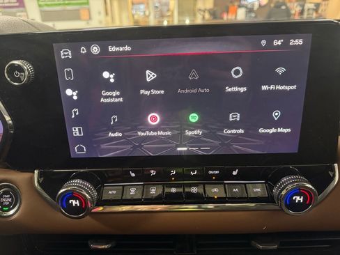 Used 2024 GMC Canyon AT4 w/ Technology Package image 23