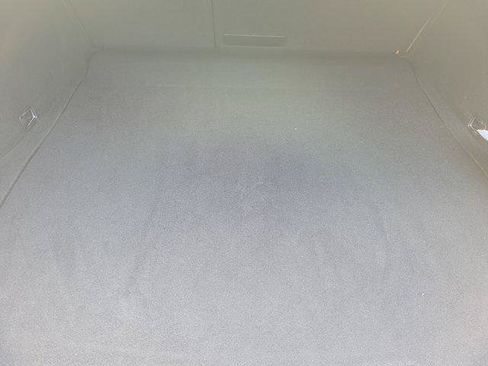 Used 2023 Genesis G70 2.0T RWD image 11