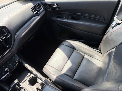 Used 2023 Dodge Durango GT AWD/4WD image 11