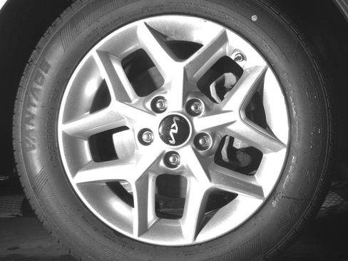 Used 2025 Kia Soul LX w/ LX Technology Package image 13