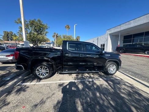 Used 2020 GMC Sierra 1500 SLT w/ SLT Premium Plus Package RWD image 2