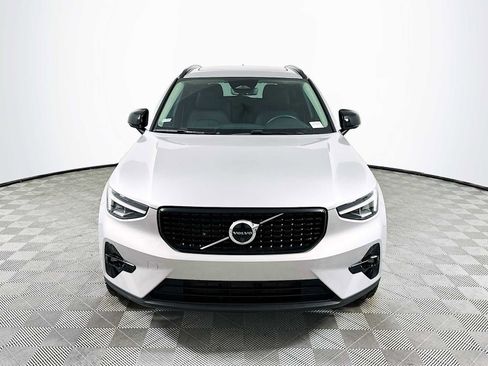 Used 2025 Volvo XC40 B5 Plus w/ Protection Package image 2