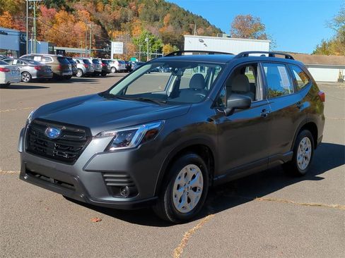Used 2023 Subaru Forester image 8