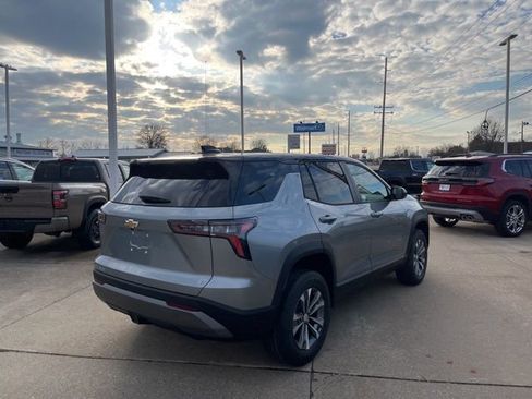 New 2026 Chevrolet Equinox LT image 5