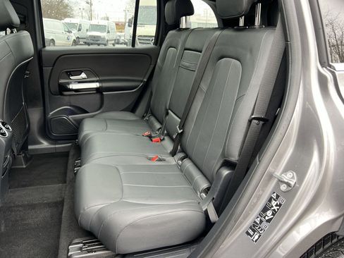 Certified 2022 Mercedes-Benz GLB 250 4MATIC image 23
