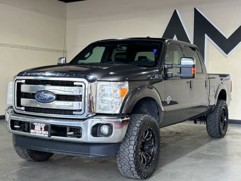 Used 2016 Ford F250 Lariat w/ Lariat Ultimate Package AWD/4WD image 1