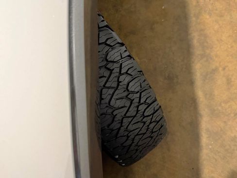 Used 2017 Ford F250 Lariat w/ Chrome Package image 60