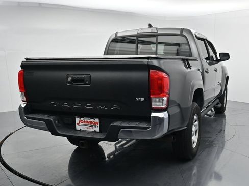 Used 2016 Toyota Tacoma SR5 w/ Towing Package RWD image 6