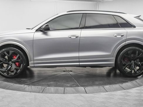 Used 2021 Audi RS Q8 w/ Black Optic Package image 4