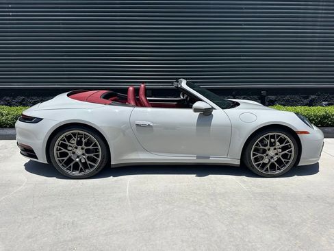Certified 2021 Porsche 911 Carrera RWD image 11