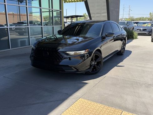 Used 2024 Honda Accord Sport image 2