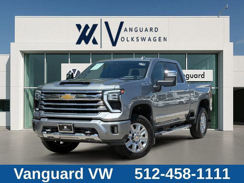 Used 2024 Chevrolet Silverado 3500 High Country w/ Technology Package AWD/4WD image 1