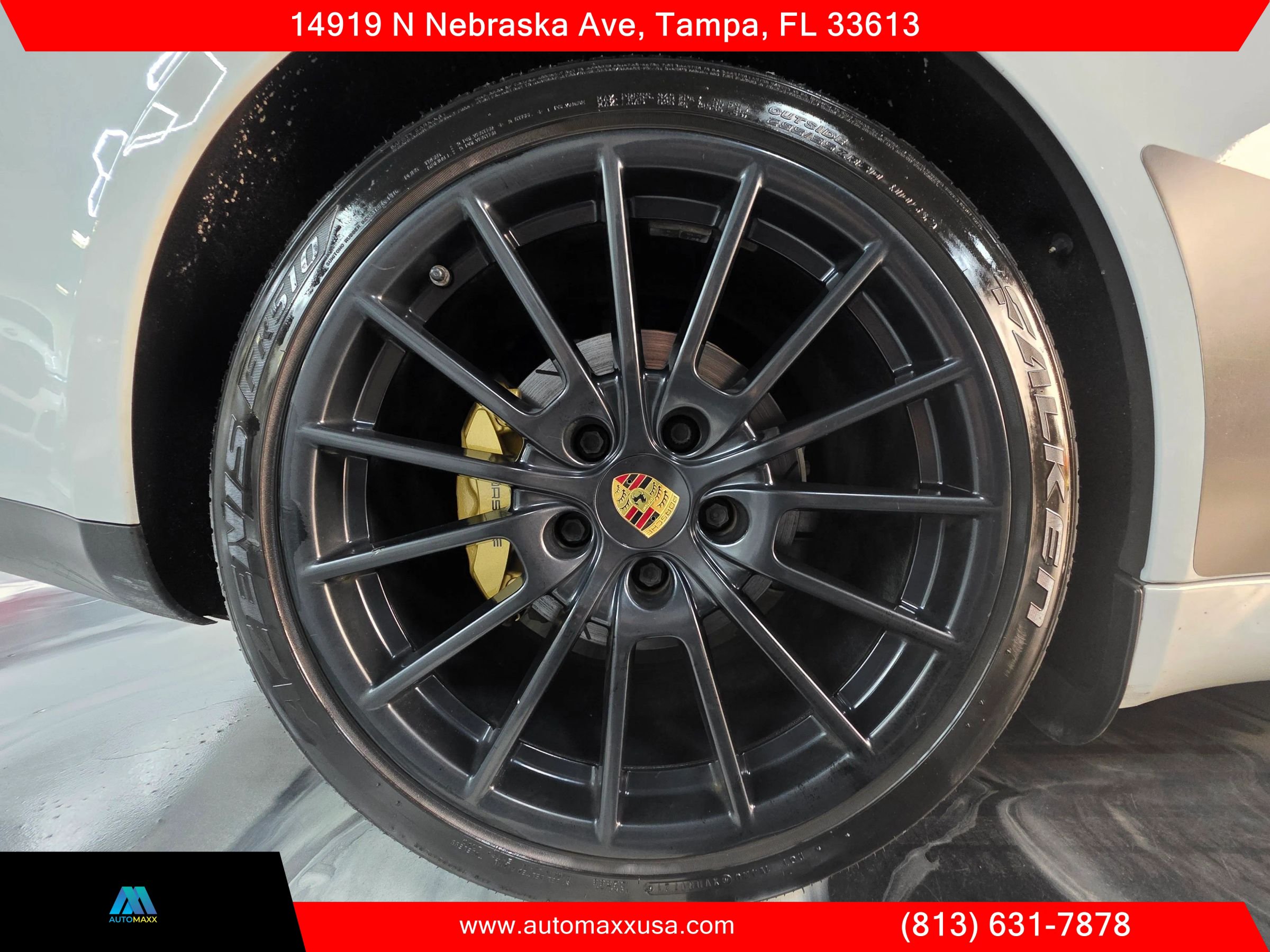 Used 2016 Porsche Panamera AWD/4WD image 40