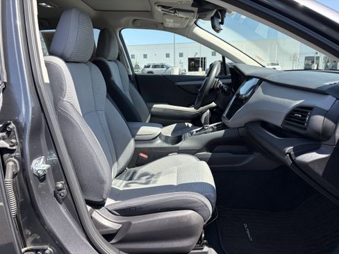 Certified 2025 Subaru Outback Premium AWD/4WD image 29