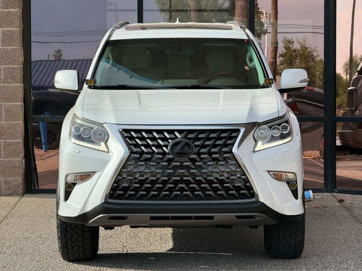 Used 2014 Lexus GX 460 w/ Premium Package AWD/4WD image 19