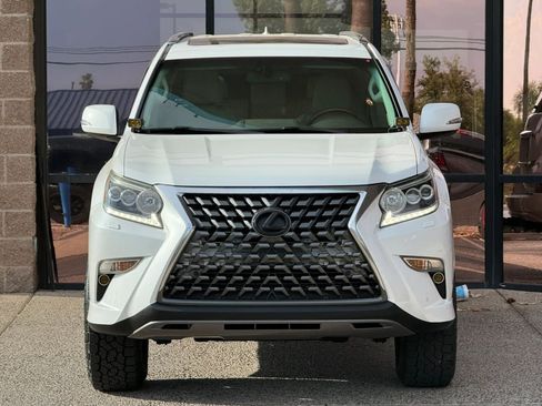 Used 2014 Lexus GX 460 w/ Premium Package AWD/4WD image 19