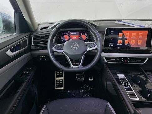 New 2026 Volkswagen Atlas Peak Edition image 21