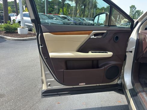 Used 2019 Lexus RX 350 FWD w/ Premium Package image 18