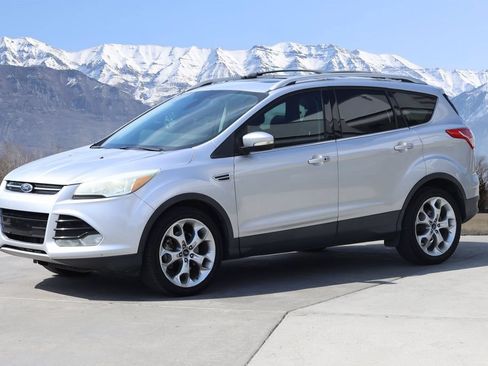 Used 2015 Ford Escape Titanium AWD/4WD image 2