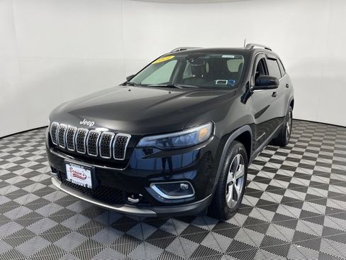 Used 2021 Jeep Cherokee Limited w/ Elite Package image 3