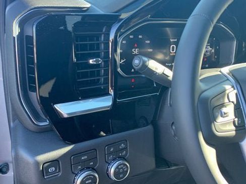New 2026 GMC Sierra 1500 SLT w/ SLT Premium Plus Package image 18