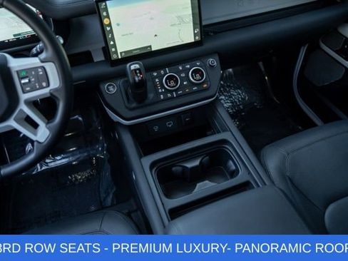 Used 2024 Land Rover Defender 130 S image 40