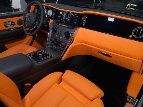 Used 2026 Rolls-Royce Cullinan AWD/4WD image 53