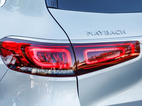 Used 2021 Mercedes-Benz Maybach GLS 600 4MATIC image 7