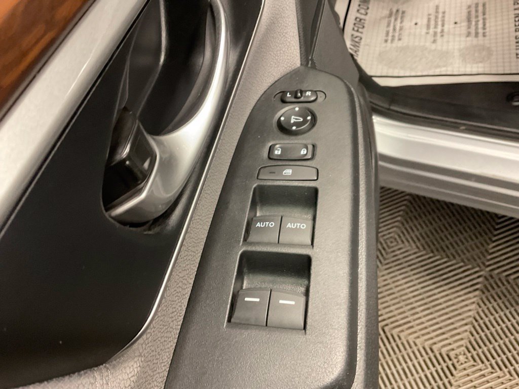 Used 2019 Honda CR-V EX image 12