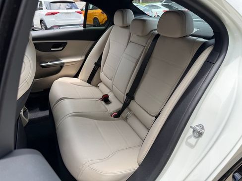 Used 2022 Mercedes-Benz C 300 Sedan w/ Exclusive Trim Package image 31
