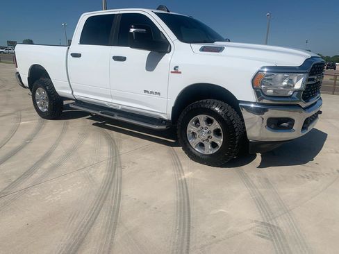 Used 2024 RAM 2500 Big Horn w/ Off Road Package AWD/4WD image 1