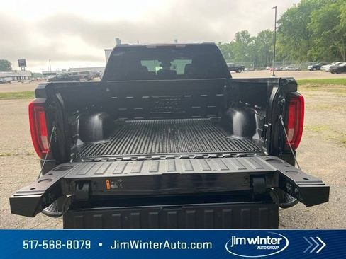Certified 2025 GMC Sierra 1500 SLT AWD/4WD image 12