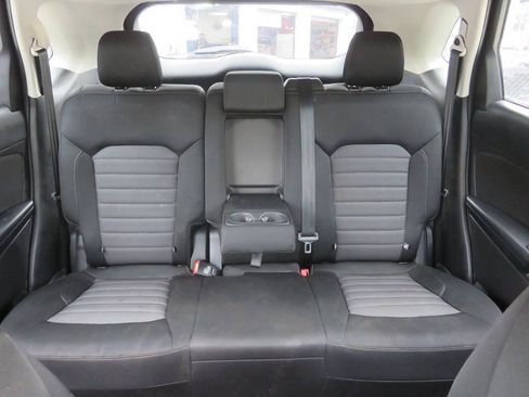 Used 2017 Ford Edge SE w/ Cargo Accessory Package AWD/4WD image 22