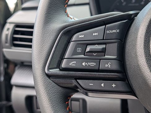 Used 2025 Subaru Crosstrek 2.5i Limited w/ Crosstrek Mirror Package image 27