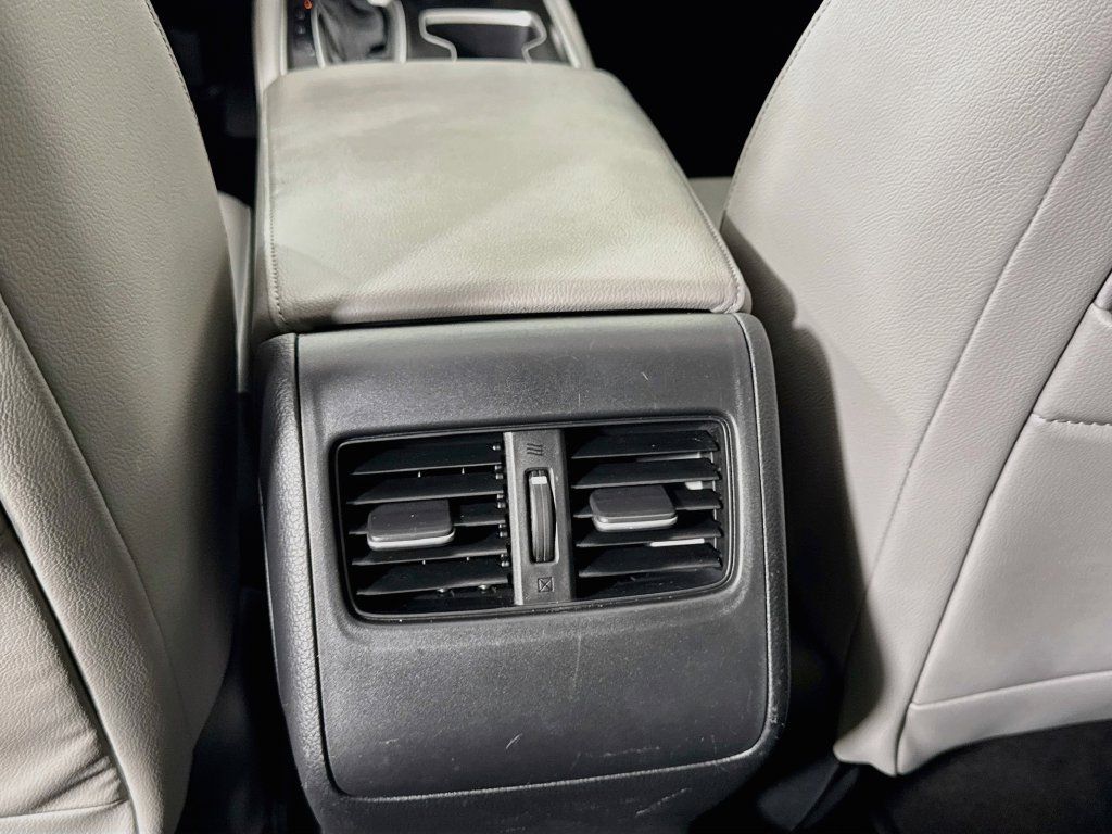 Used 2018 Honda Accord Touring image 34