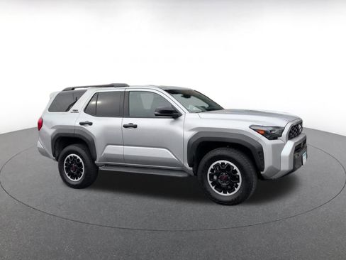 Used 2025 Toyota 4Runner TRD Off-Road image 2