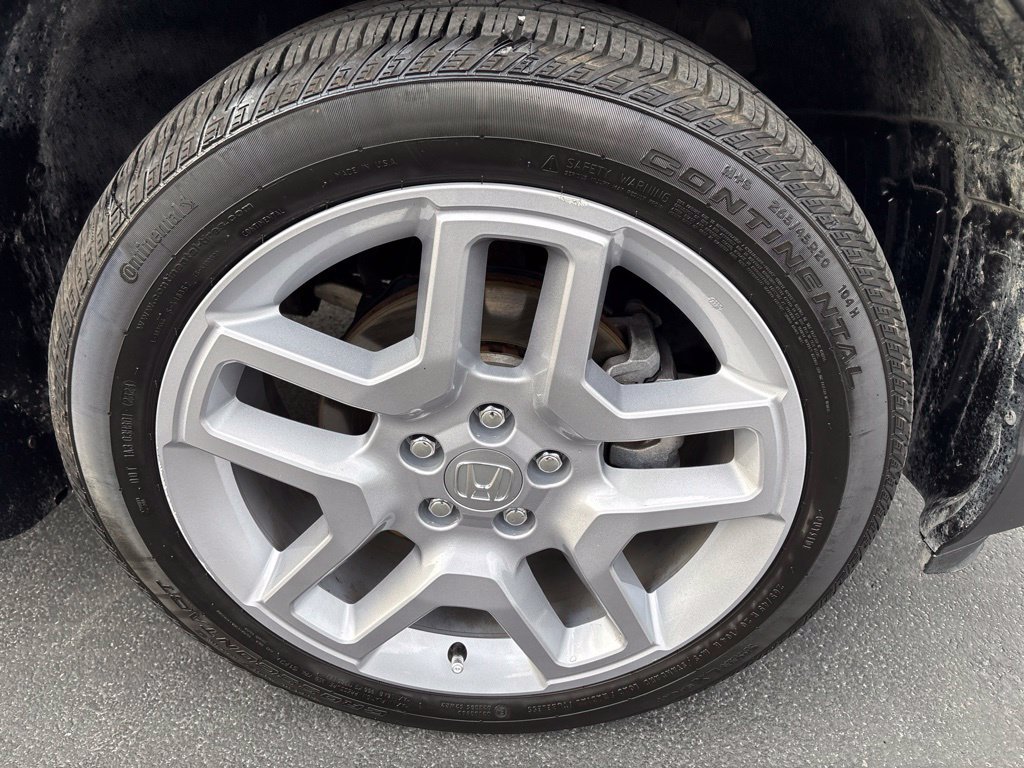 Used 2025 Honda Passport EX-L image 14