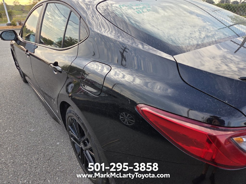 Used 2025 Toyota Camry SE FWD image 8