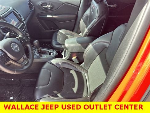 Used 2019 Jeep Cherokee Trailhawk w/ Trailer Tow Group image 21