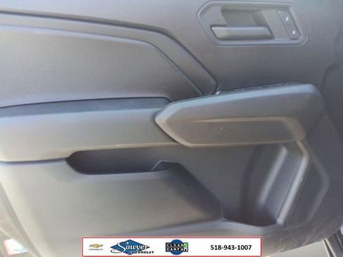 Used 2024 Chevrolet Colorado W/T RWD image 11