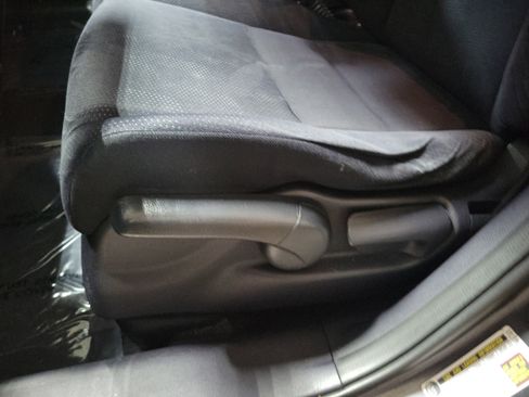 Used 2010 Honda CR-V EX image 18