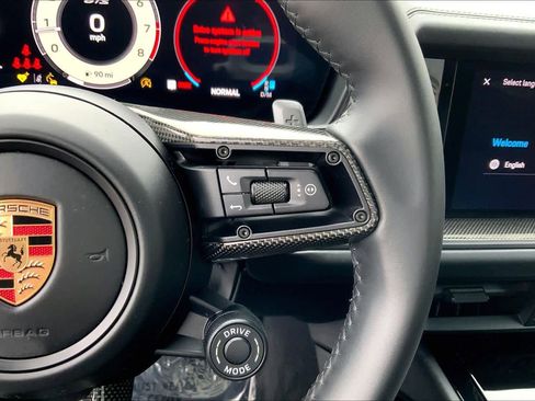 Used 2025 Porsche Cayenne GTS image 22