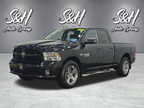 Used 2017 RAM 1500 Express AWD/4WD image 10
