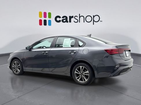 Used 2024 Kia Forte LXS w/ LXS Technology Package FWD image 3